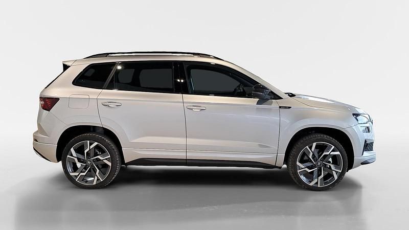 Usado Skoda Karoq SportLine 150 CV (110 kW) 2025 SUV