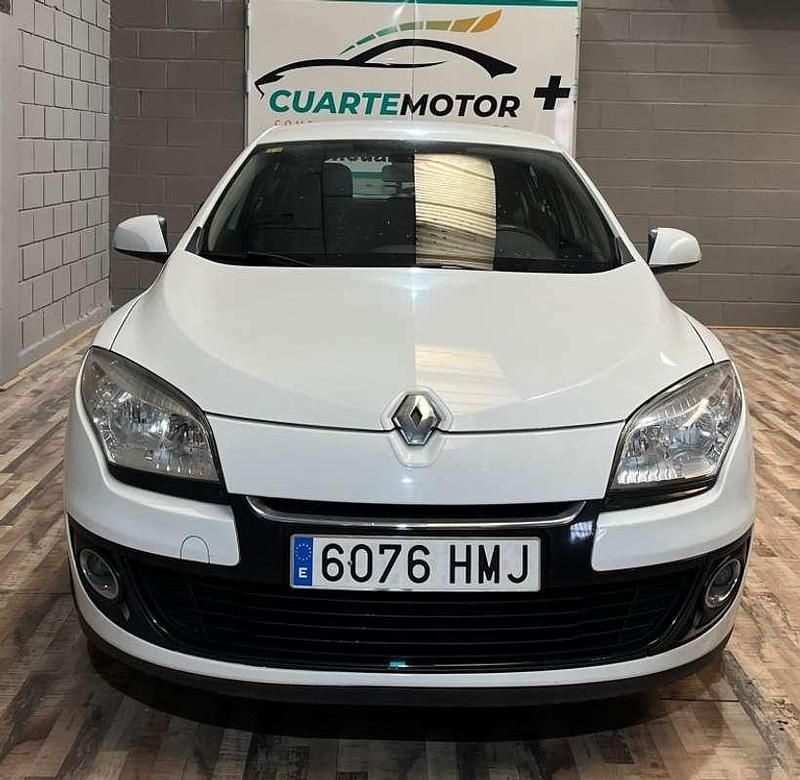 Usado Renault Mégane III Dynamique 116 CV (85 kW) 2012 Blanco Utilitario