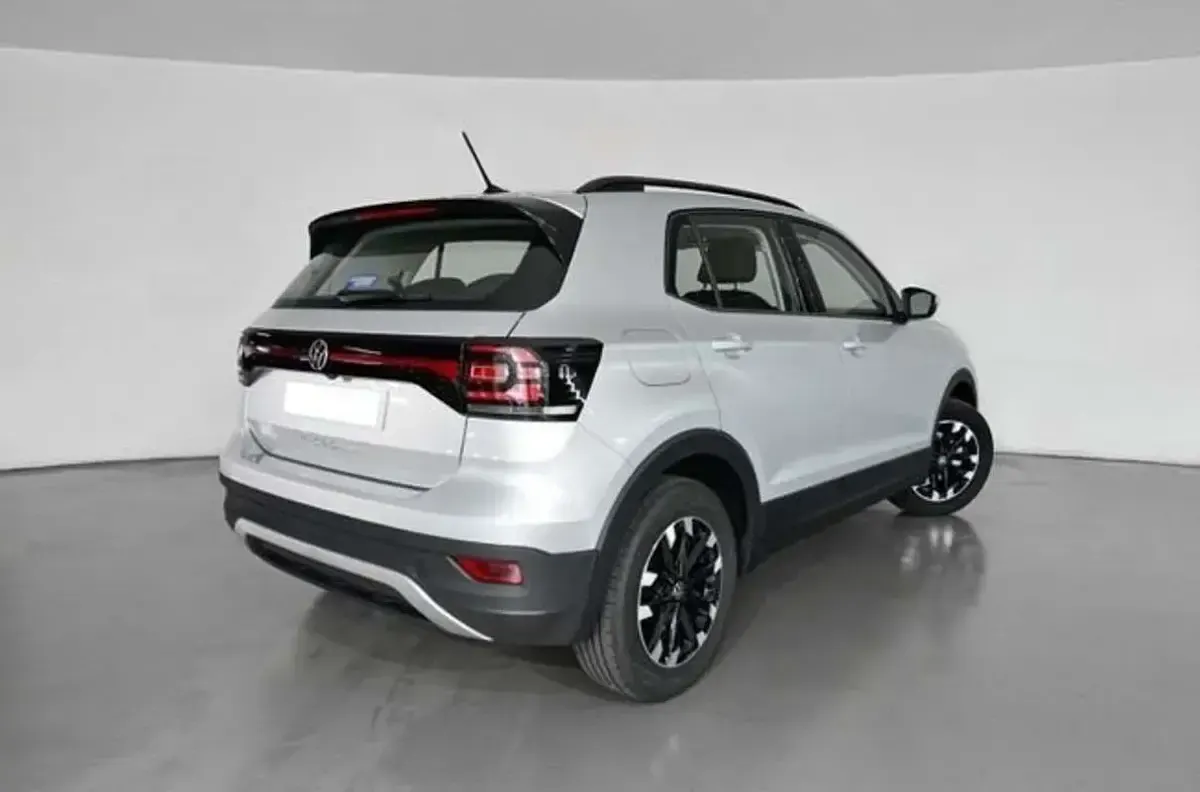 Usado VW T-Cross 95 CV (69 kW) 2022 Plateado SUV