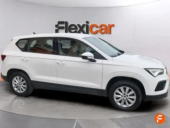 Begagnad Seat Ateca Reference 110 HK (80 kW) 2023 Vit SUV