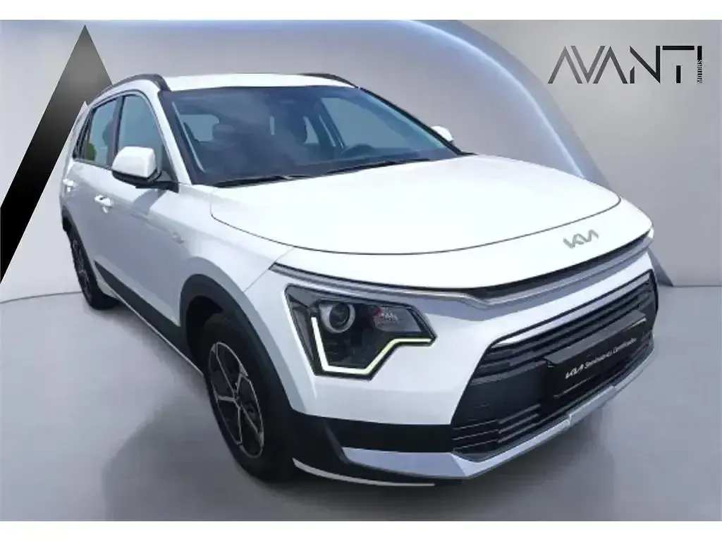 Usado Kia Niro 141 CV (103 kW) 2022 Blanco SUV