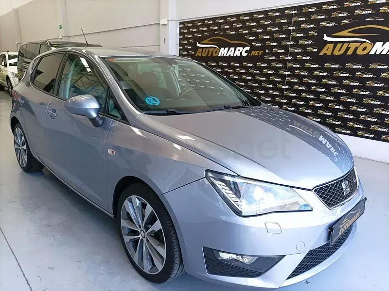 Usado Seat Ibiza FR 110 CV (80 kW) 2017 Azul Berlina