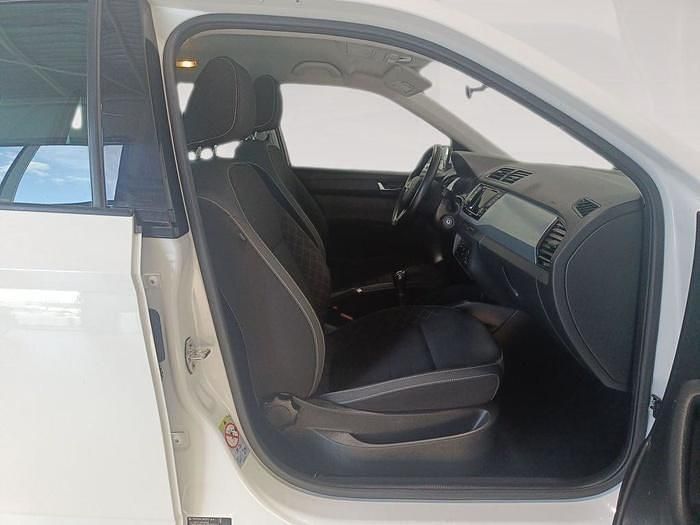 Usado Skoda Fabia Ambition 60 CV (44 kW) 2020 Blanco