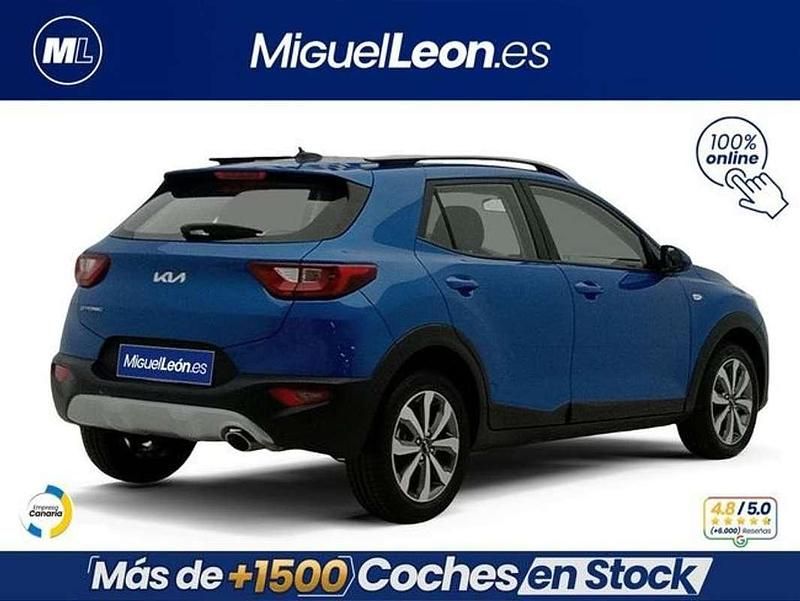 Usado Kia Stonic Active 101 CV (74 kW) 2023 Azul SUV