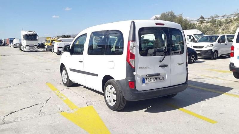 Usado Renault Kangoo Edition One 95 CV (69 kW) 2021 Blanco Monovolumen