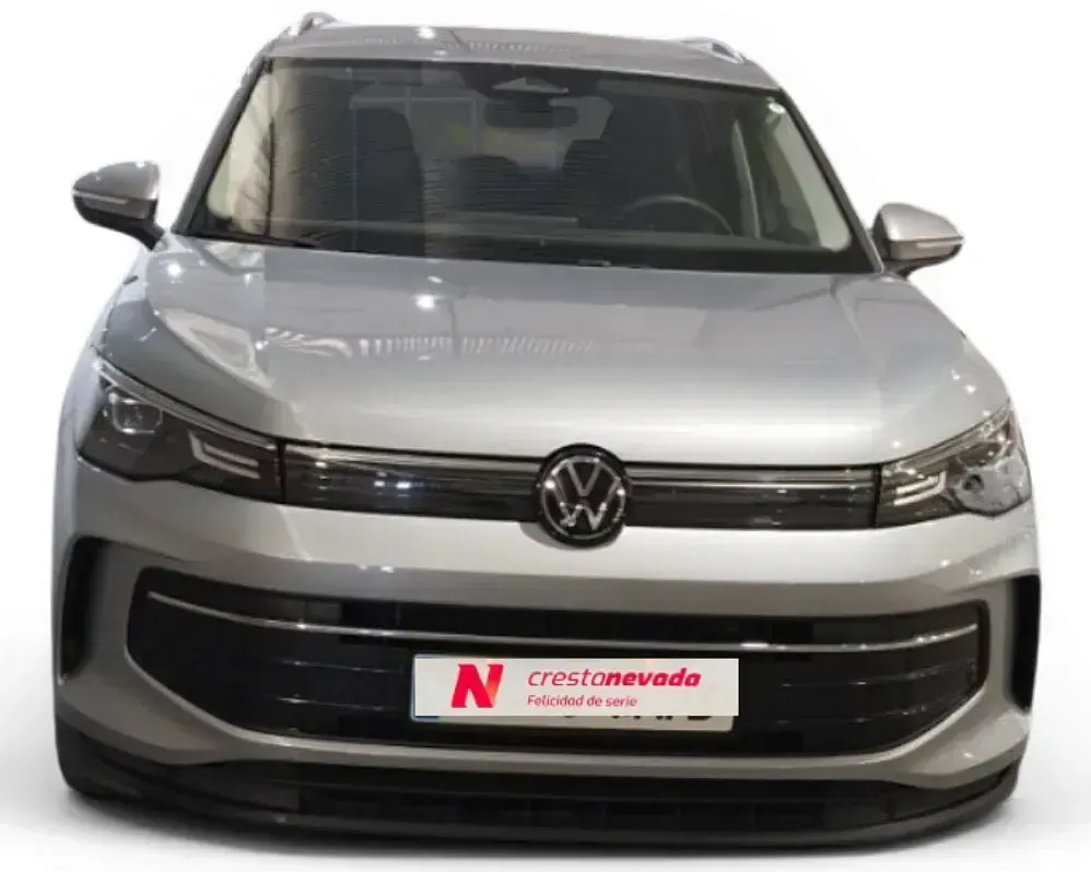 Usado VW Tiguan Life 150 CV (110 kW) 2024 Gris SUV