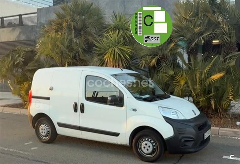 Usado Fiat Fiorino 75 CV (55 kW) 2016 Blanco Monovolumen