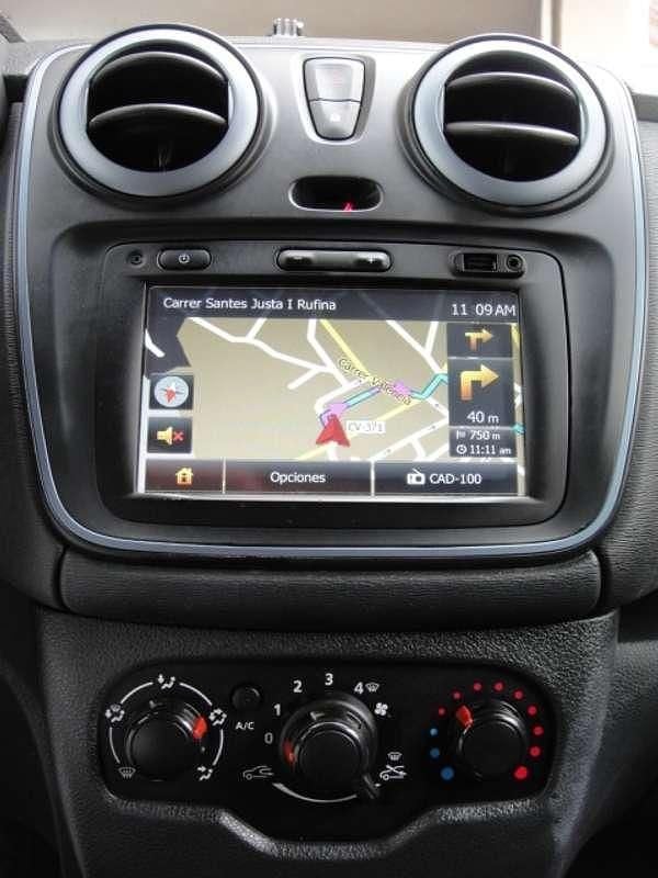 Usado Dacia Dokker Stepway 75 HP (55 kW) 2015 Azul Monovolume