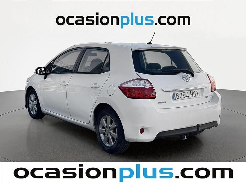 Usado Toyota Auris Active 90 CV (66 kW) 2011 Blanco Utilitario