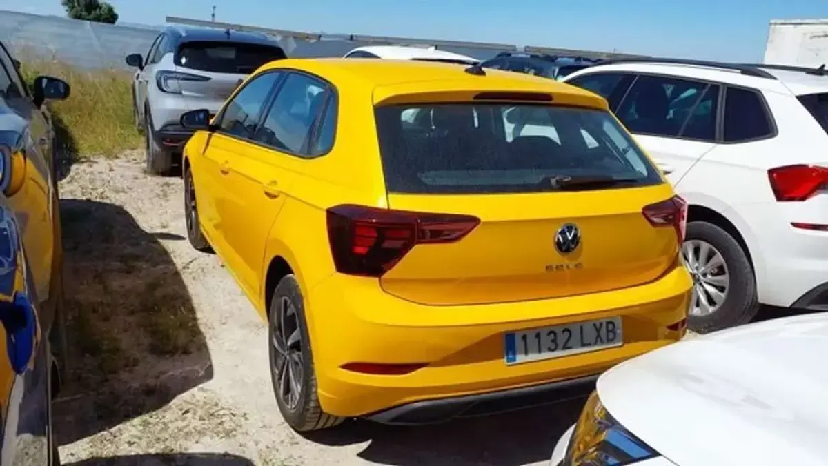 Usado VW Polo Life 95 CV (69 kW) 2022 Blanco Utilitario