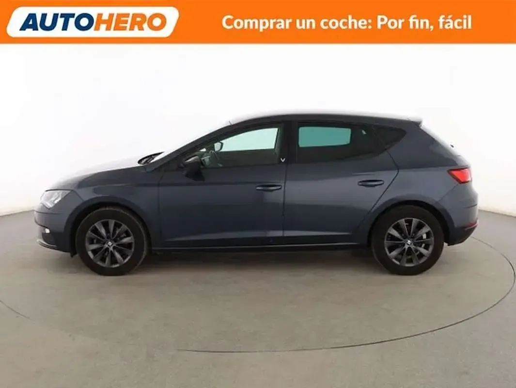 Usado Seat Leon Style 116 CV (85 kW) 2019 Gris Berlina