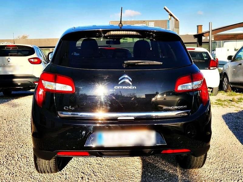 Usado Citroën C4 Aircross 117 CV (86 kW) 2015 Negro SUV