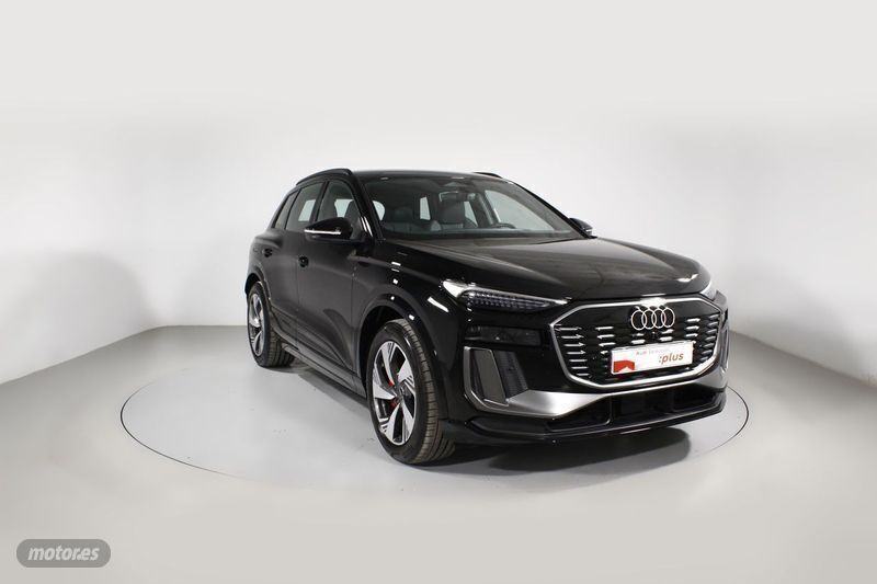 Negro Usado 2024 Audi Q6 e-tron Premium SUV | 63.900 € - Imagen 1/4