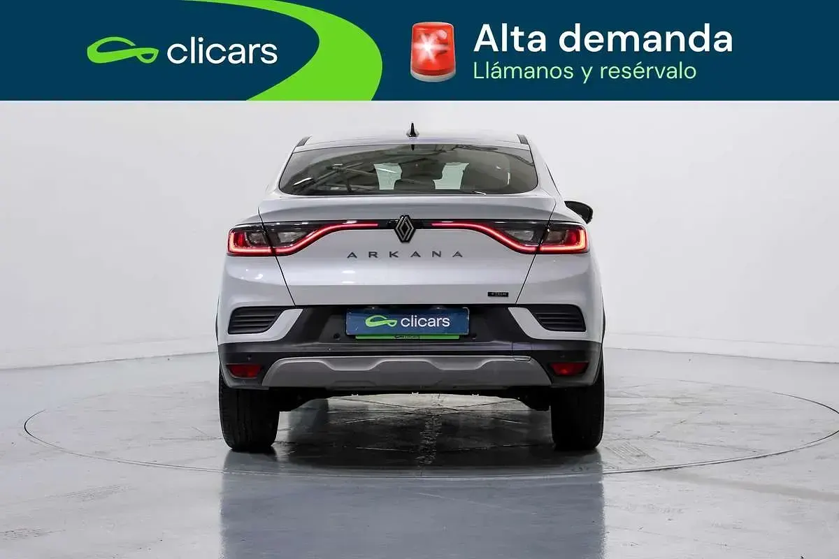 Usado Renault Arkana Evolution 140 CV (102 kW) 2024 Blanco SUV