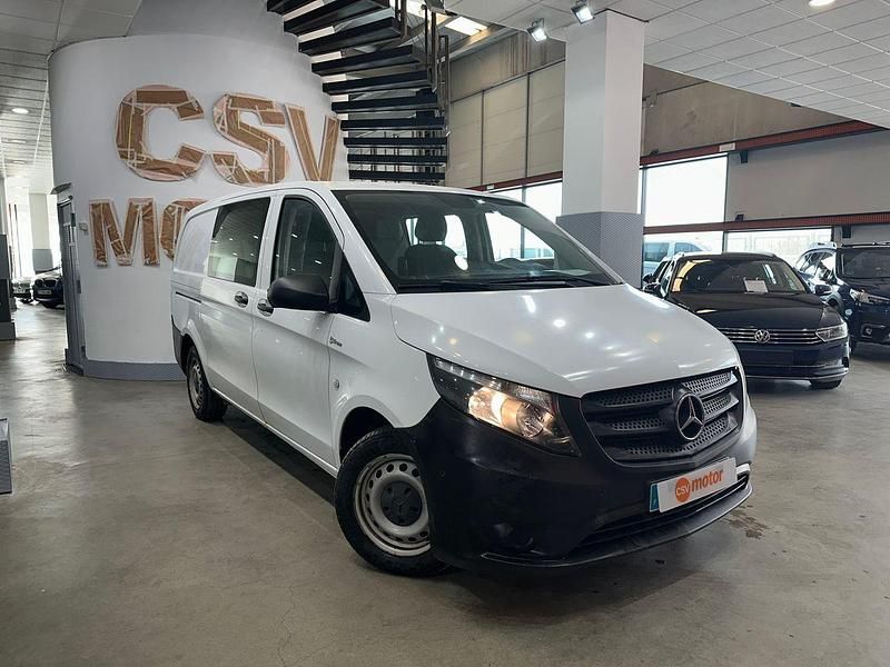 Usado Mercedes Vito 136 CV (100 kW) 2022 Blanco Van