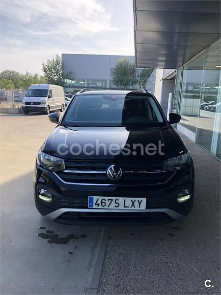 Usado VW T-Cross Advance 95 CV (69 kW) 2022 Negro SUV
