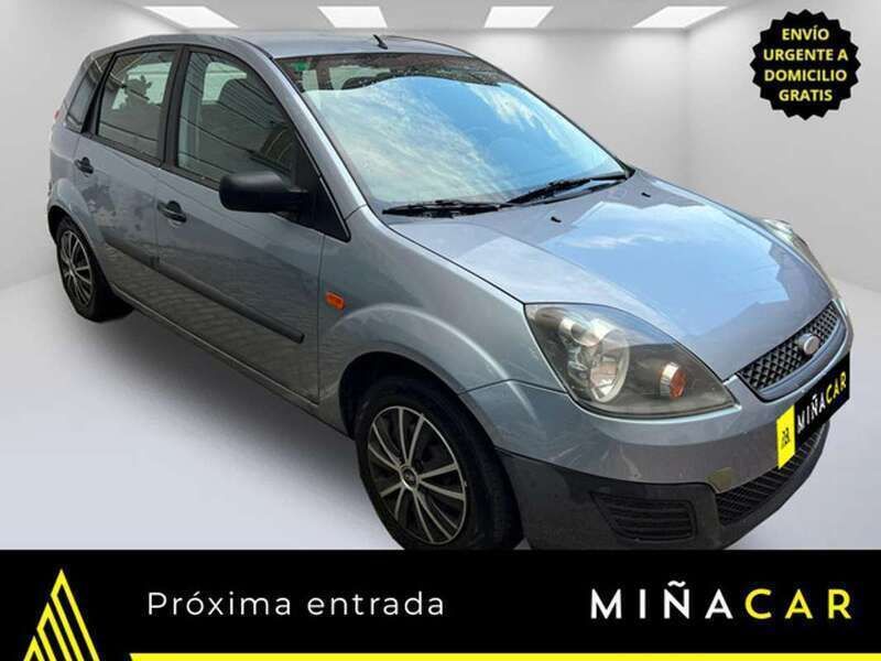 Gris Usado 2006 Ford Fiesta Ambiente Utilitario | 3140 € (Precio justo) - Imagen 1/4