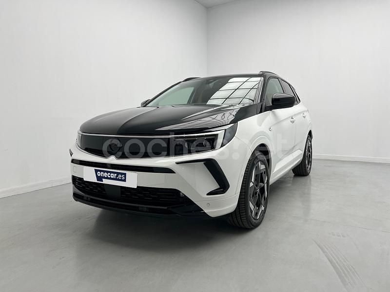 Blanco Nuevo 2025 Opel Grandland X GSe SUV | 35.890 € - Imagen 1/4