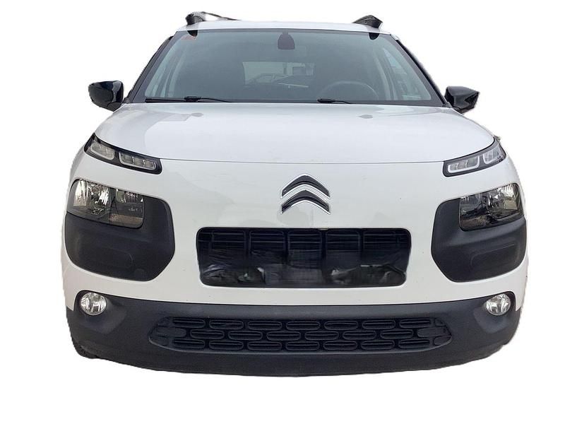 Usado Citroën C4 Cactus Shine 100 CV (73 kW) 2016 Blanco Utilitario