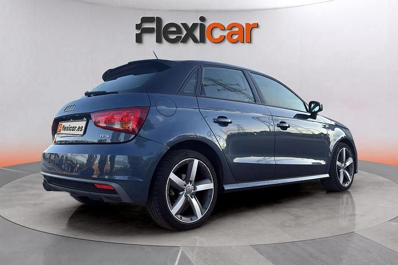 Usado Audi A1 Premium 125 CV (91 kW) 2018 Azul Berlina