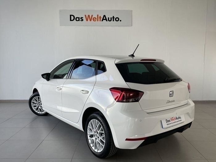 Blanco Nuevo 2025 Seat Ibiza XCELLENCE Utilitario | 18.800 € (Precio justo) - Imagen 1/4