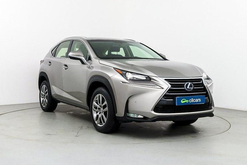 Usado Lexus NX300h Executive Line 197 CV (144 kW) 2017 Gris SUV