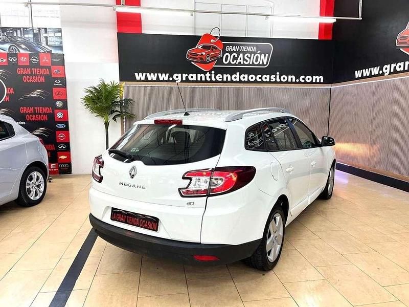 Usado Renault Mégane GrandTour Business 95 CV (69 kW) 2016 Blanco Familiar