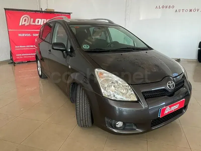 Usado Toyota Verso Sol 136 CV (100 kW) 2013 Gris / plata Monovolumen