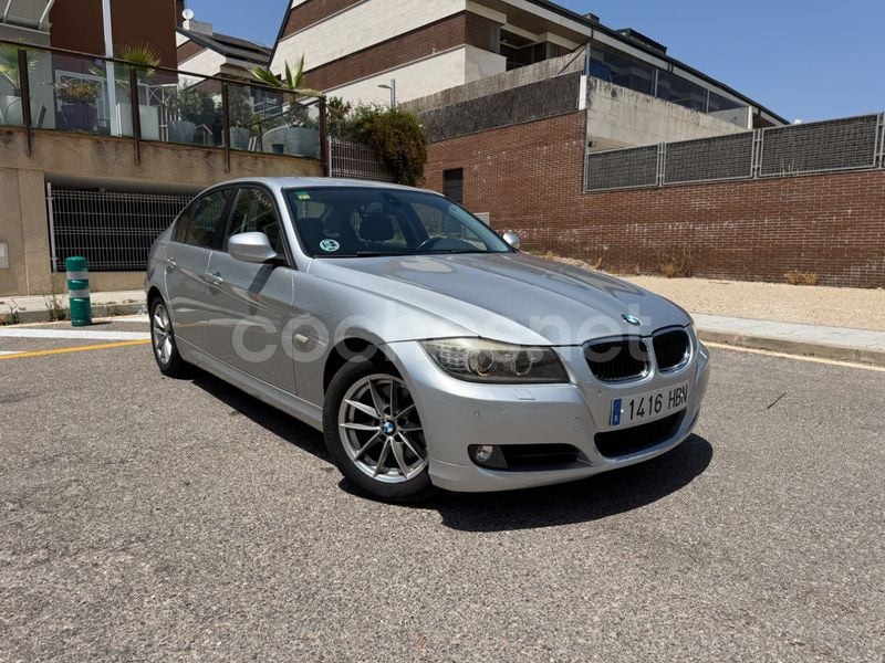 Gris / plata Usado 2011 BMW 320 Berlina | 8900 € (Precio justo) - Imagen 1/4