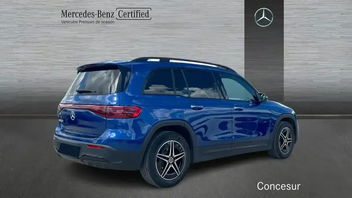 Usado Mercedes EQB250+ 139 kW (190 CV) 2025 Azul SUV