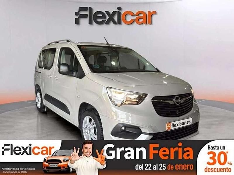 Usado Opel Combo Life Elegance 102 CV (75 kW) 2021 Gris Monovolumen