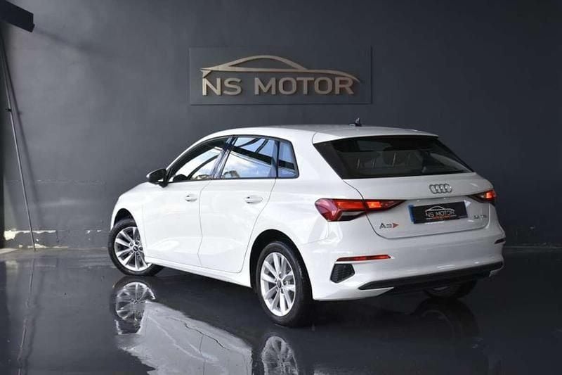 Usado Audi A3 Sportback Advanced 150 CV (110 kW) 2020 Blanco Utilitario