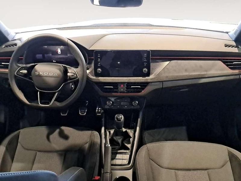 Usado Skoda Kamiq Selection 116 CV (85 kW) 2025 Blanco SUV