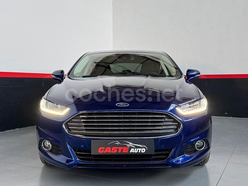 Usado Ford Mondeo Titanium 150 CV (110 kW) 2017 Azul Berlina