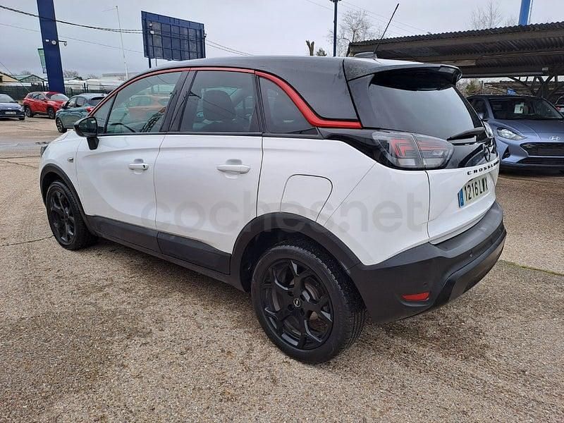 Usado Opel Crossland GS Line 110 CV (80 kW) 2022 Blanco SUV