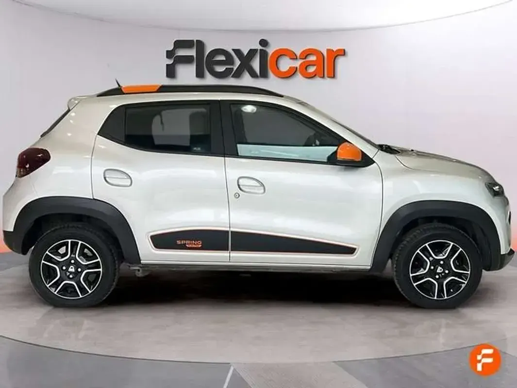 Usado Dacia Spring Business 33 kW (45 CV) 2022 Gris Utilitario
