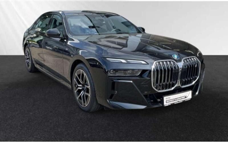 Negro Usado 2024 BMW i7 M Sport Berlina | 79.900 € - Imagen 1/4