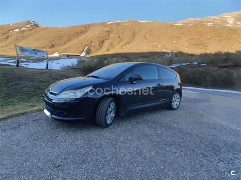 Usado Citroën C4 VTR Sport 110 CV (80 kW) 2007 Negro Berlina