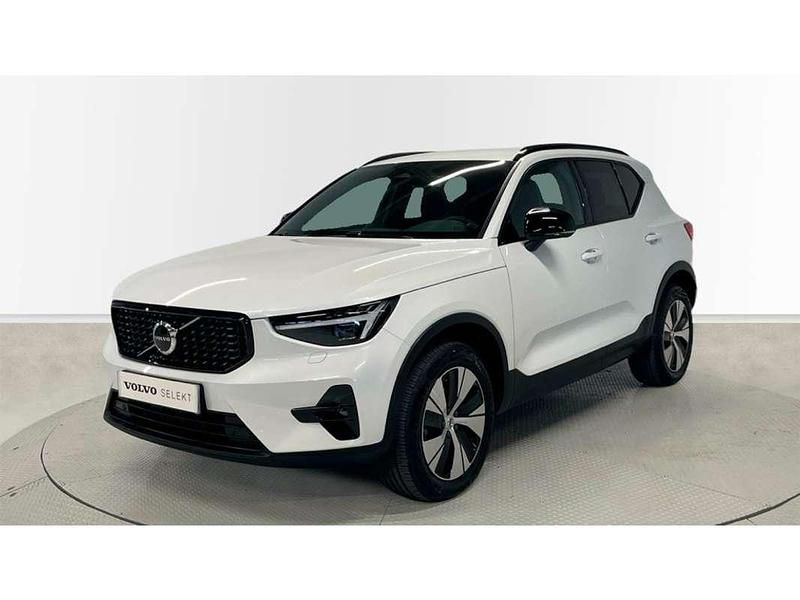Usado Volvo XC40 Plus 163 CV (119 kW) 2025 Blanco SUV