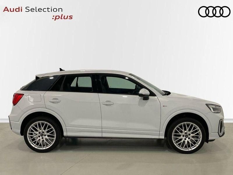 Usado Audi Q2 116 CV (85 kW) 2023 Blanco SUV