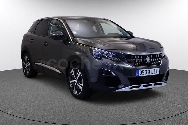 Usado Peugeot 3008 Allure 225 CV (165 kW) 2021 Gris / plata SUV