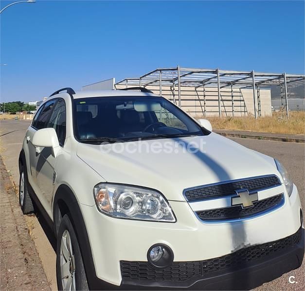 Blanco Usado 2009 Chevrolet Captiva LS SUV | 5990 € (Precio justo) - Imagen 1/4