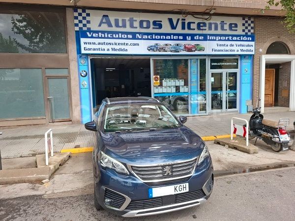 Azul Usado 2017 Peugeot 5008 Allure Monovolumen | 16.900 € (Precio justo) - Imagen 1/4