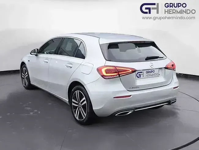Usado Mercedes A250 220 CV (161 kW) 2021 Gris
