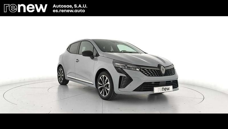 Usado Renault Clio V Techno 140 CV (102 kW) 2025 Gris Berlina