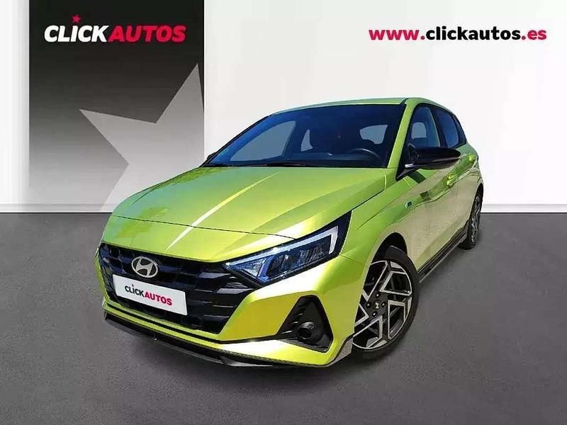 Verde Usado 2025 Hyundai i20 N Line Utilitario | 16.950 € (Buen precio) - Imagen 1/4