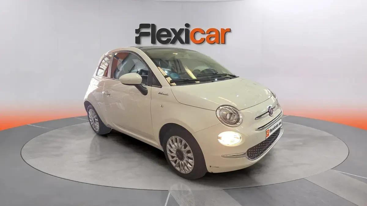 Usado Fiat 500 Dolcevita 71 CV (52 kW) 2023 Blanco Berlina