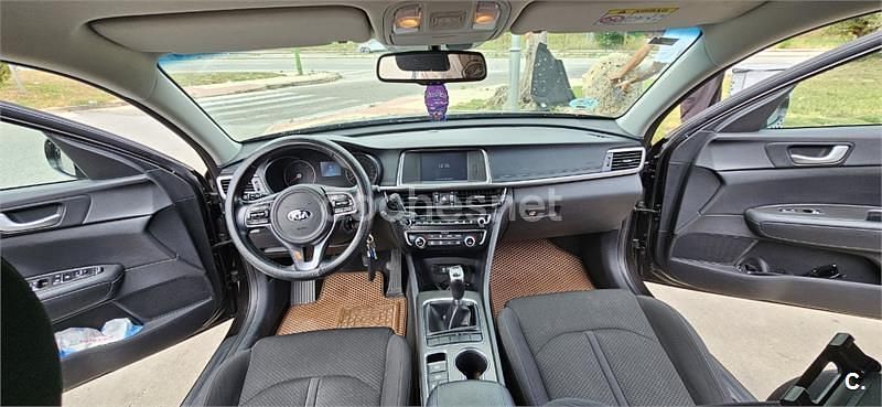 Usado Kia Optima 141 CV (103 kW) 2016 Marrón Berlina