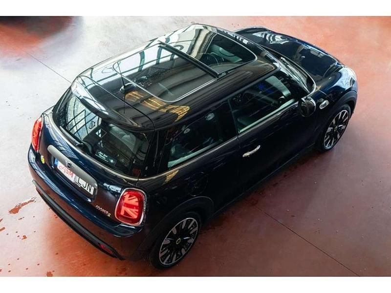 Usado Mini Cooper SE 135 kW (184 CV) 2020 Negro Utilitario