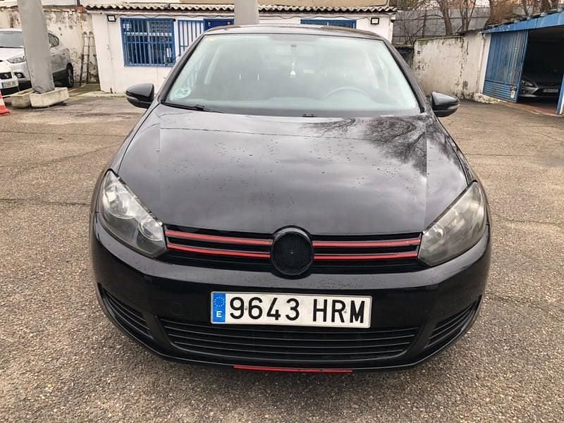 Usado VW Golf VI 105 CV (77 kW) 2011 Negro Utilitario